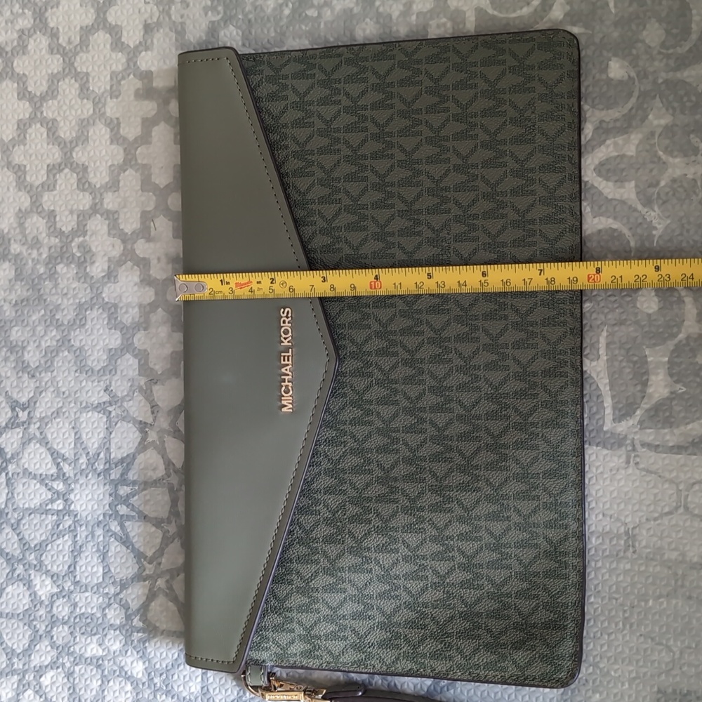 Michael Kors Olive Green Wristlet - Picture 3 of 4